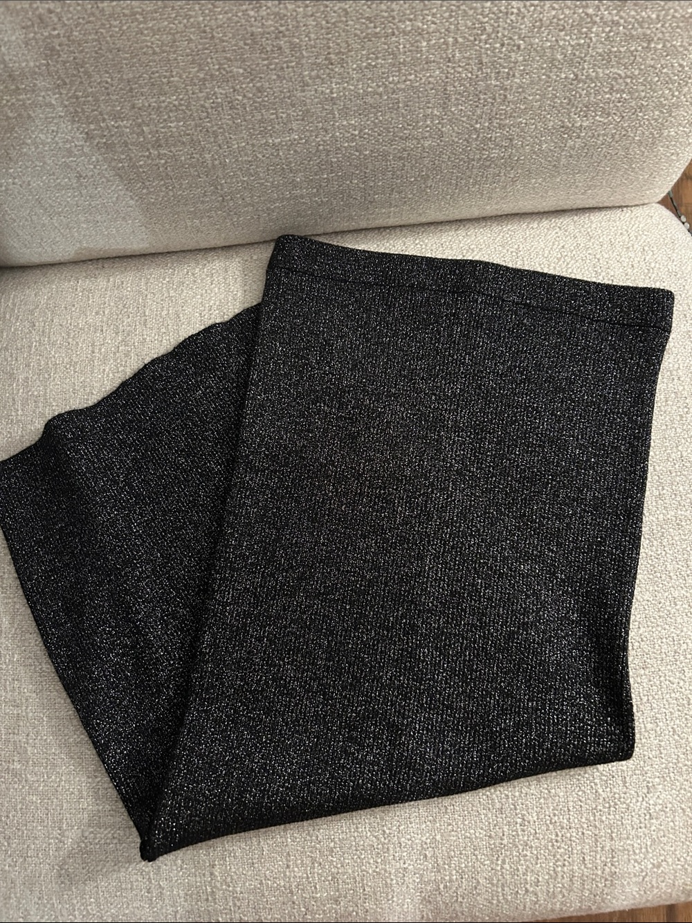 NWOT House of Harlow Black Sparkle Knit Midi Skirt